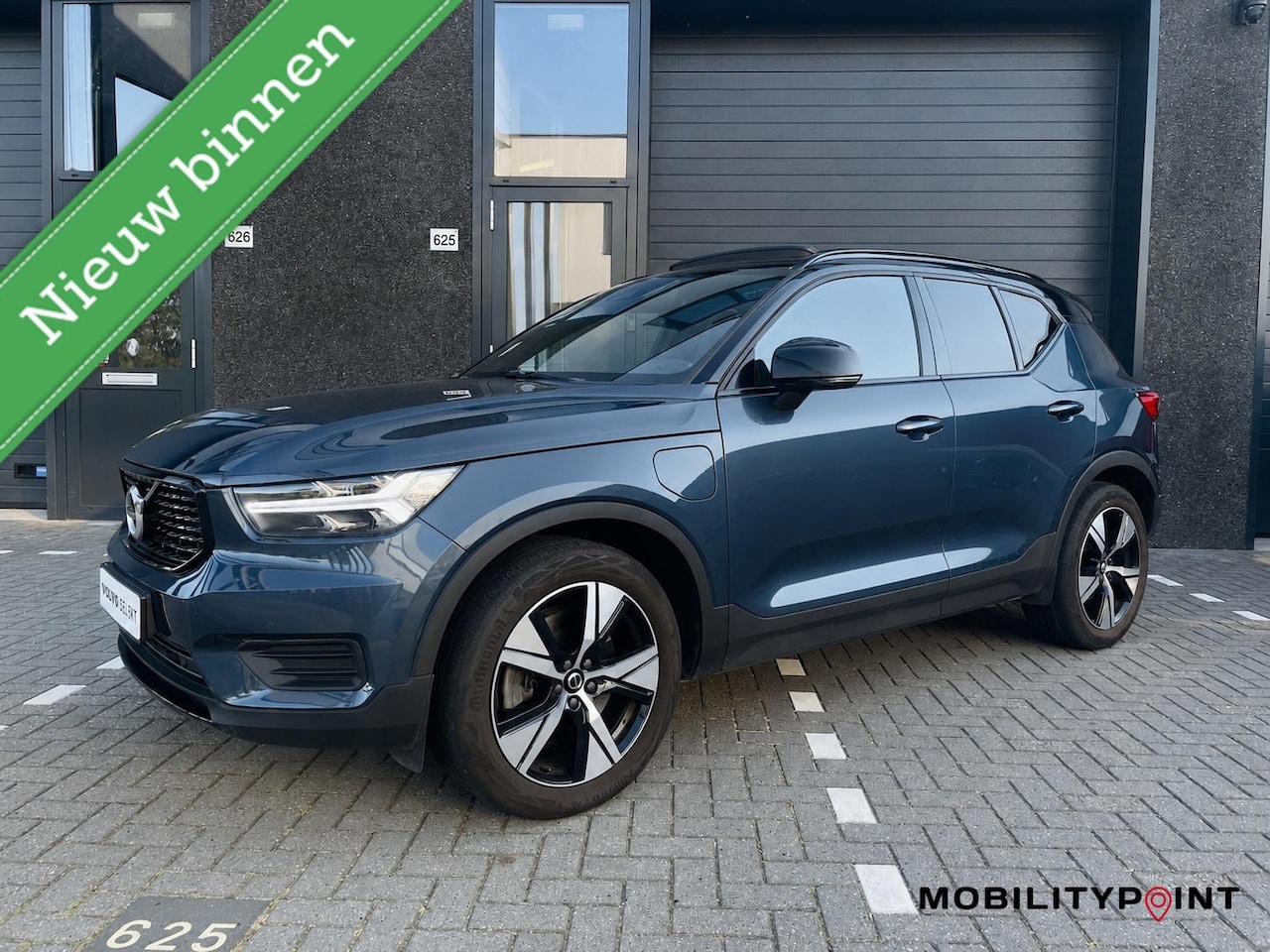 Volvo XC40 - 1.5 T5 Recharge R-Design 262PK|Pano|H&K|Carplay| - AutoWereld.nl