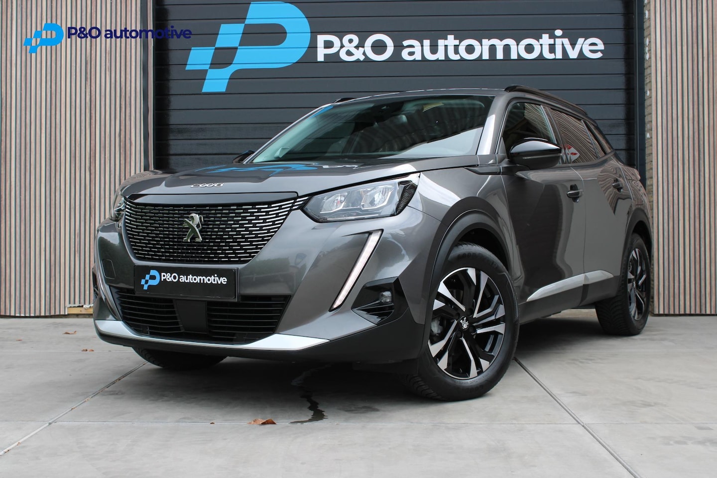 Peugeot 2008 - 1.2 PureTech Allure CAMERA | CARPLAY | 3D - AutoWereld.nl