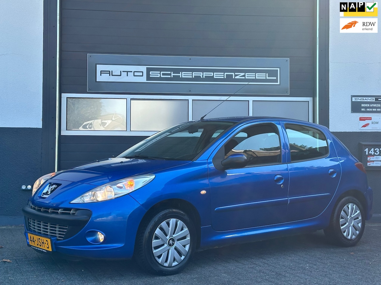 Peugeot 206 - 1.4 XS | AIRCO | CRUISE CONTROL | TREKHAAK | NL AUTO - AutoWereld.nl