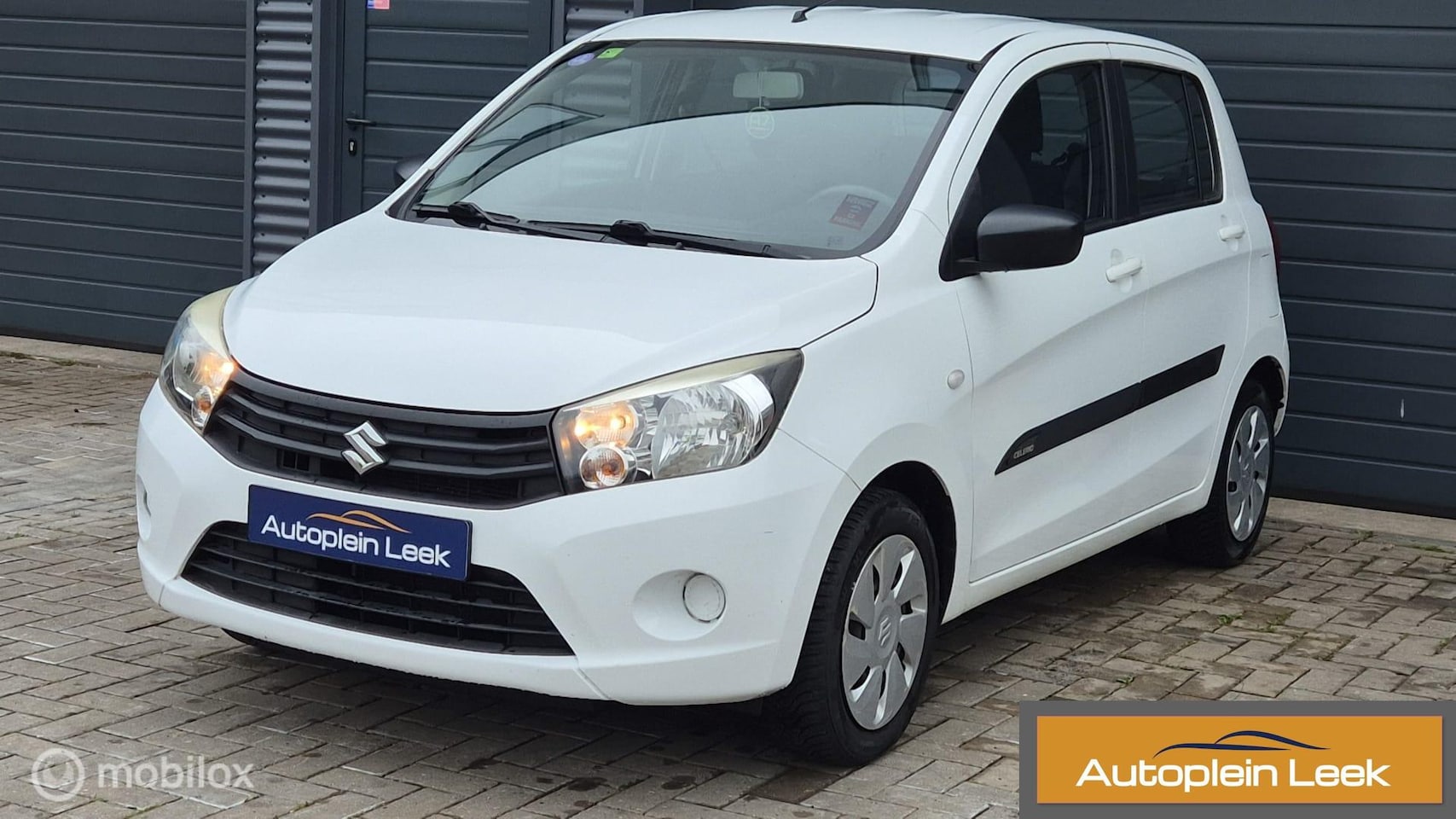 Suzuki Celerio - 1.0 Comfort AUTOMAAT TREKHAAK AIRCO - AutoWereld.nl