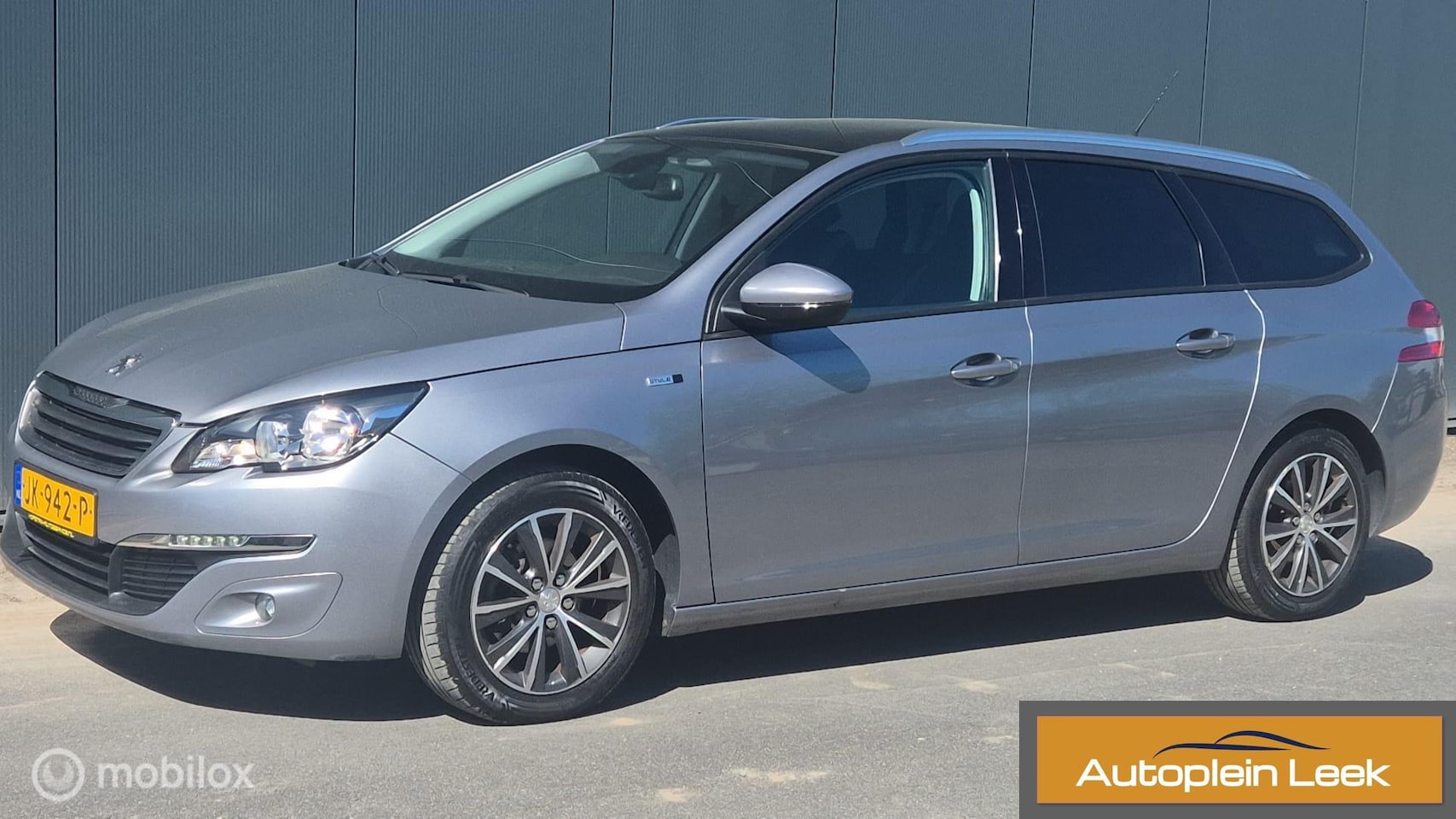 Peugeot 308 SW - 1.2 PureTech Style CLIMA PANODAK TREKHAAK - AutoWereld.nl