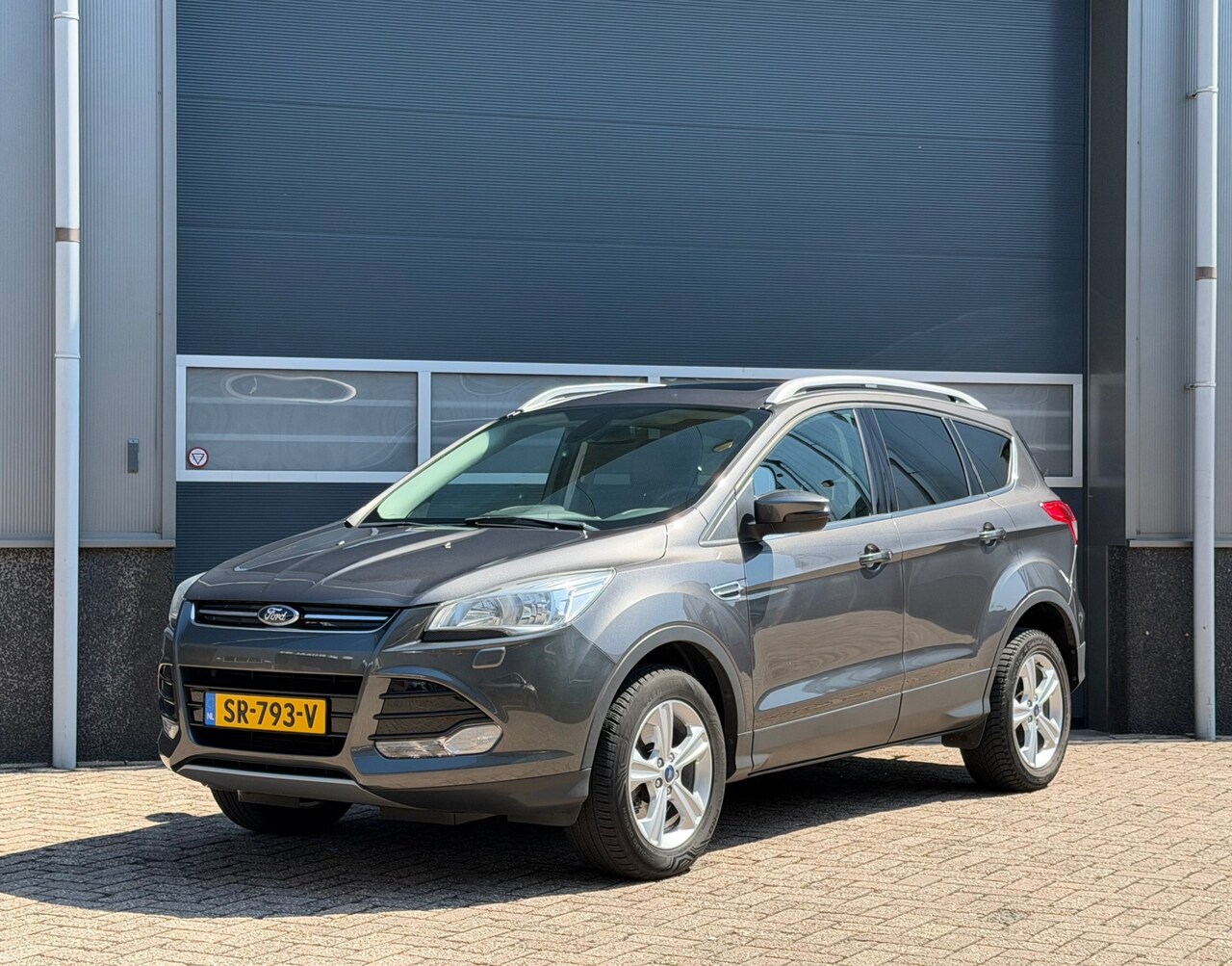 Ford Kuga - 1.5 Titanium Plus 4WD bj.2015 Autom|Pano|Navi|Trehaak. - AutoWereld.nl