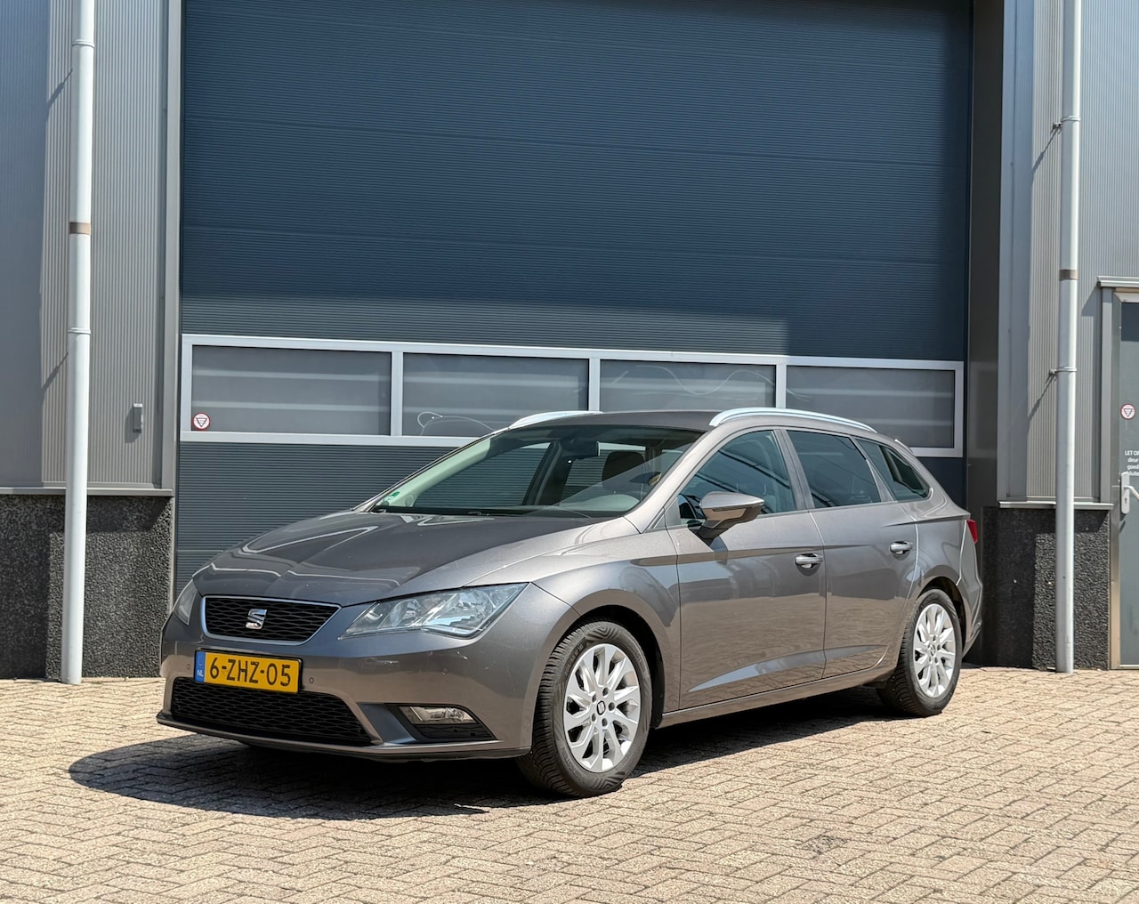 SEAT Leon ST - 1.6 TDI Ecomotive Lease Comf bj.2014 bj.2014 Navi|Cc|Pdc|Trekh|Nap. - AutoWereld.nl