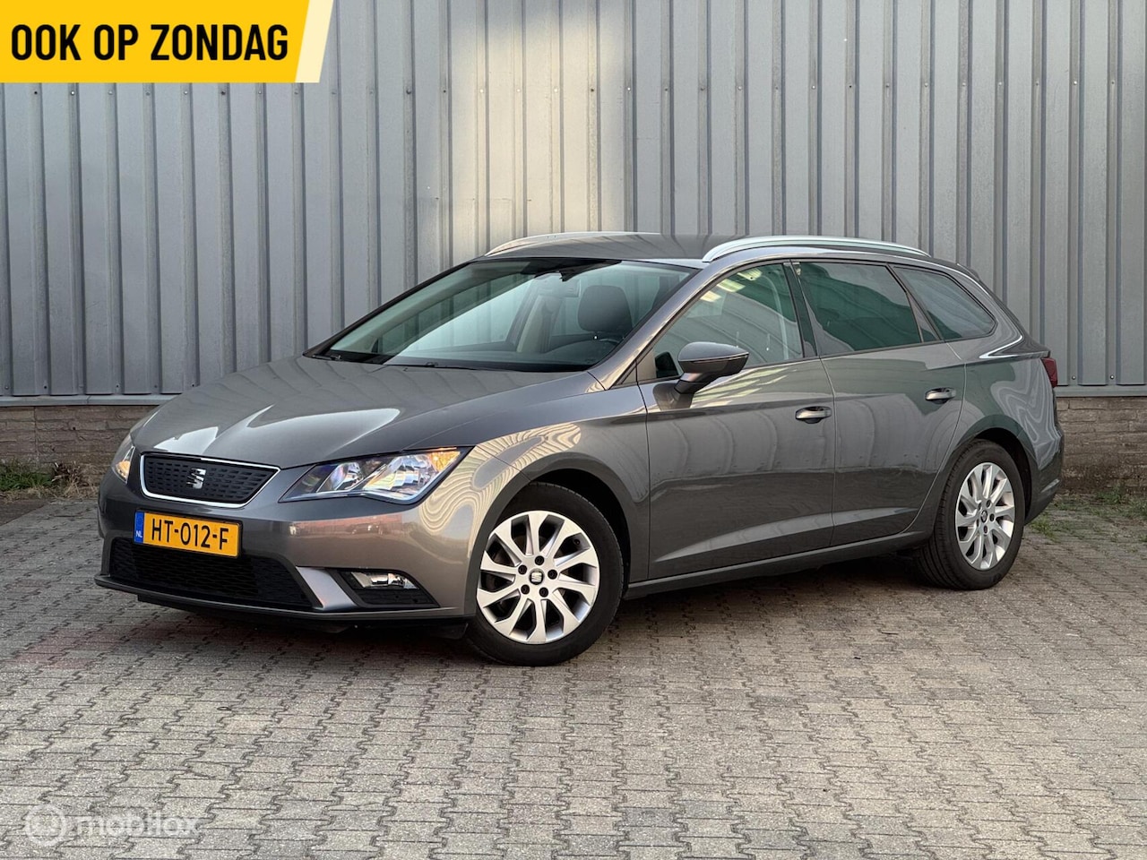 SEAT Leon ST - 1.0 EcoTSI | Carplay/A.A. | PDC | Trekhaak - AutoWereld.nl