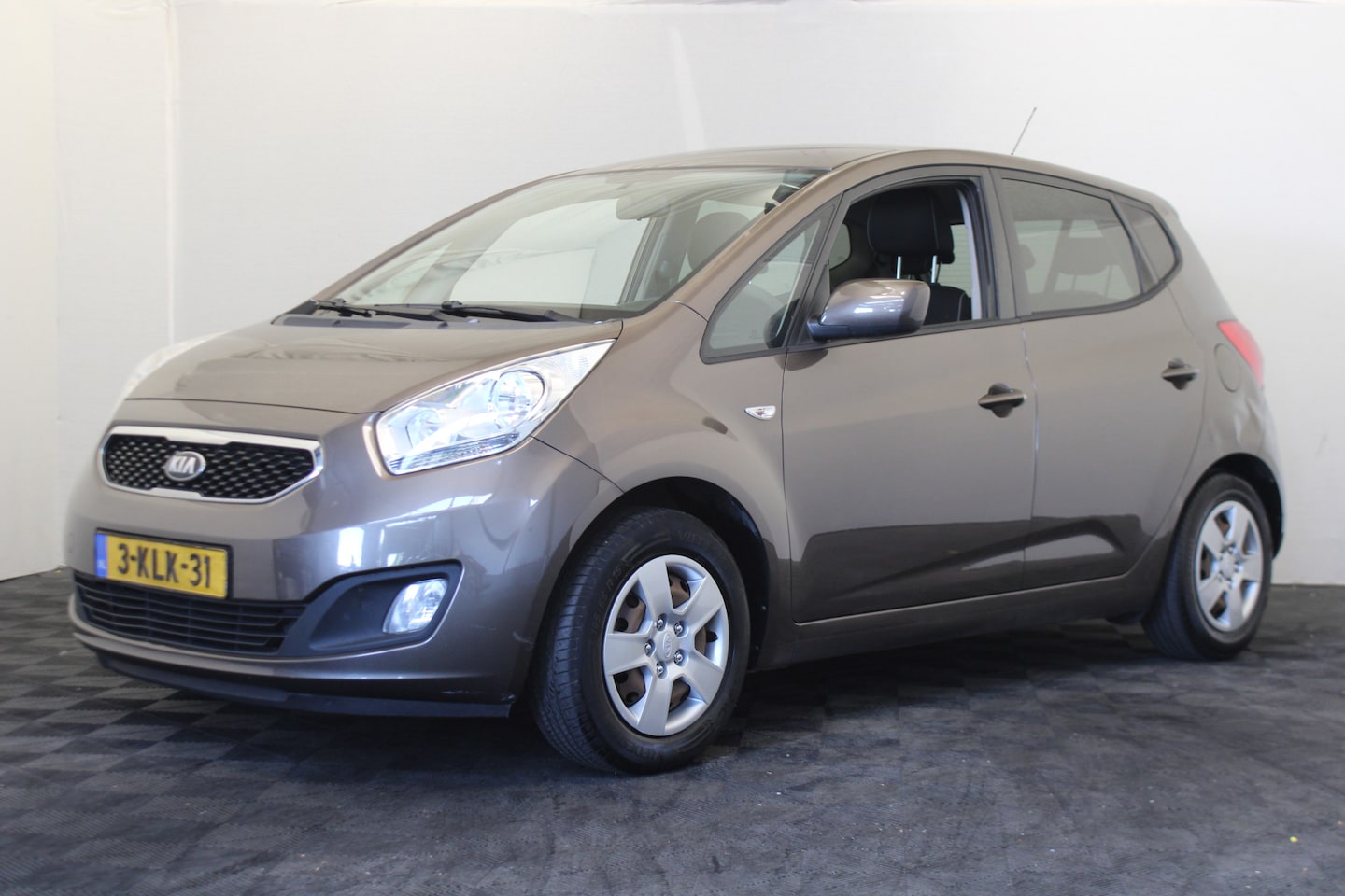 Kia Venga - 1.4 CVVT Plus Pack 1.4 CVVT Plus Pack - AutoWereld.nl