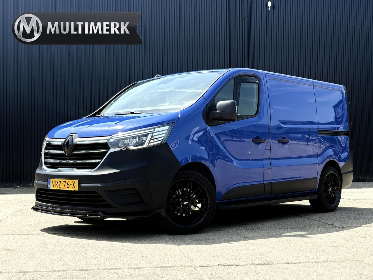 Renault Trafic - 2.0 dCi 150PK MARGE | CARPLAY | 2x SCHUIFD. | LAADRUIMTE BEKLEED | LMV | LED | STEPS - AutoWereld.nl