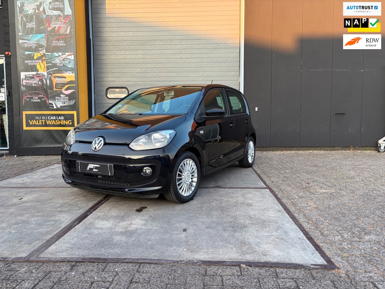 Volkswagen Up! - 1.0 move up! BlueMotion 1.0 move up! BlueMotion - AutoWereld.nl