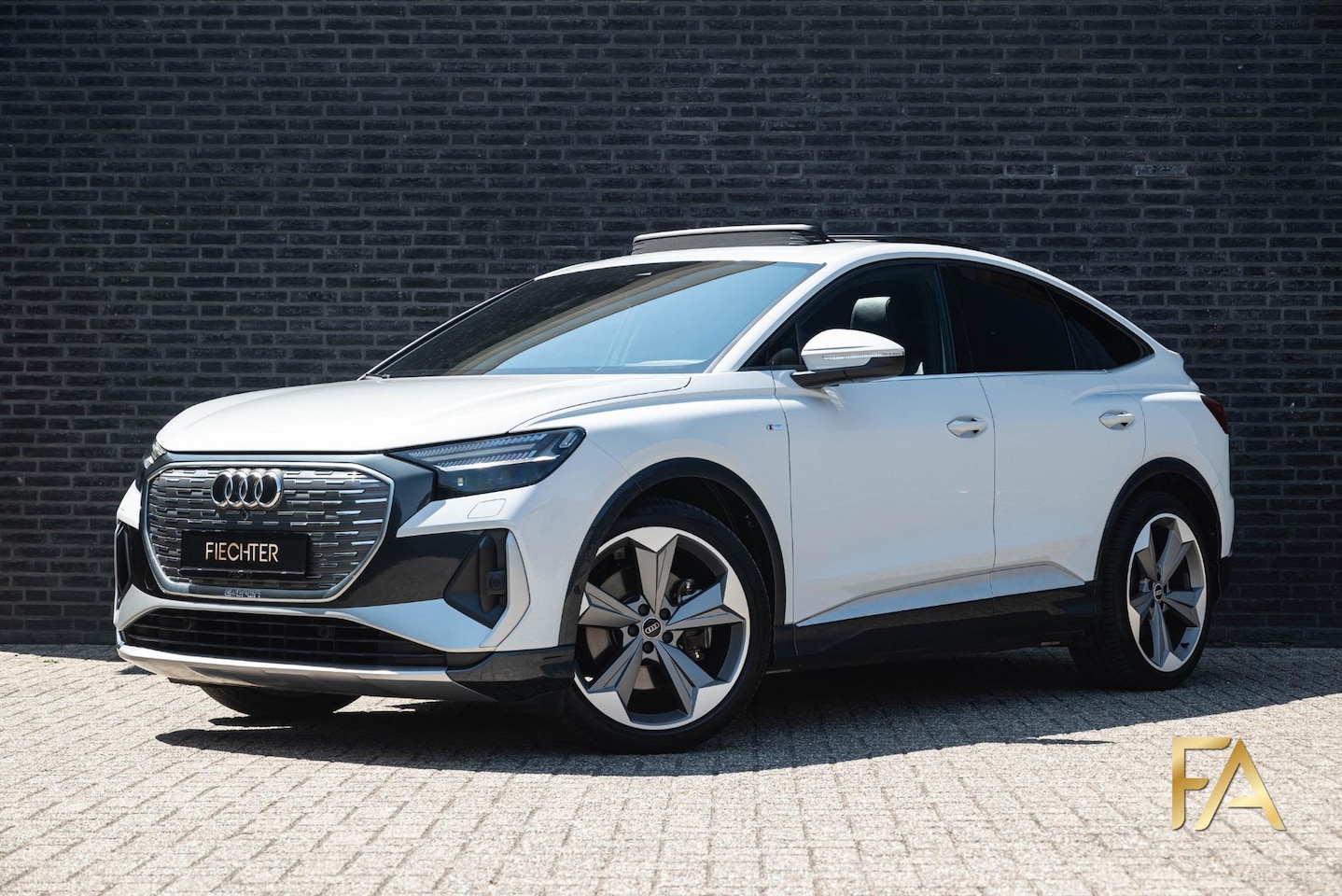 Audi Q4 Sportback e-tron - 50 quattro S edition 77 kWh - AutoWereld.nl
