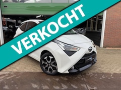 Toyota Aygo - 1.0 VVT-i X-PLAY AUTOMAAT|CARPLAY/CAMERA | TEAM/