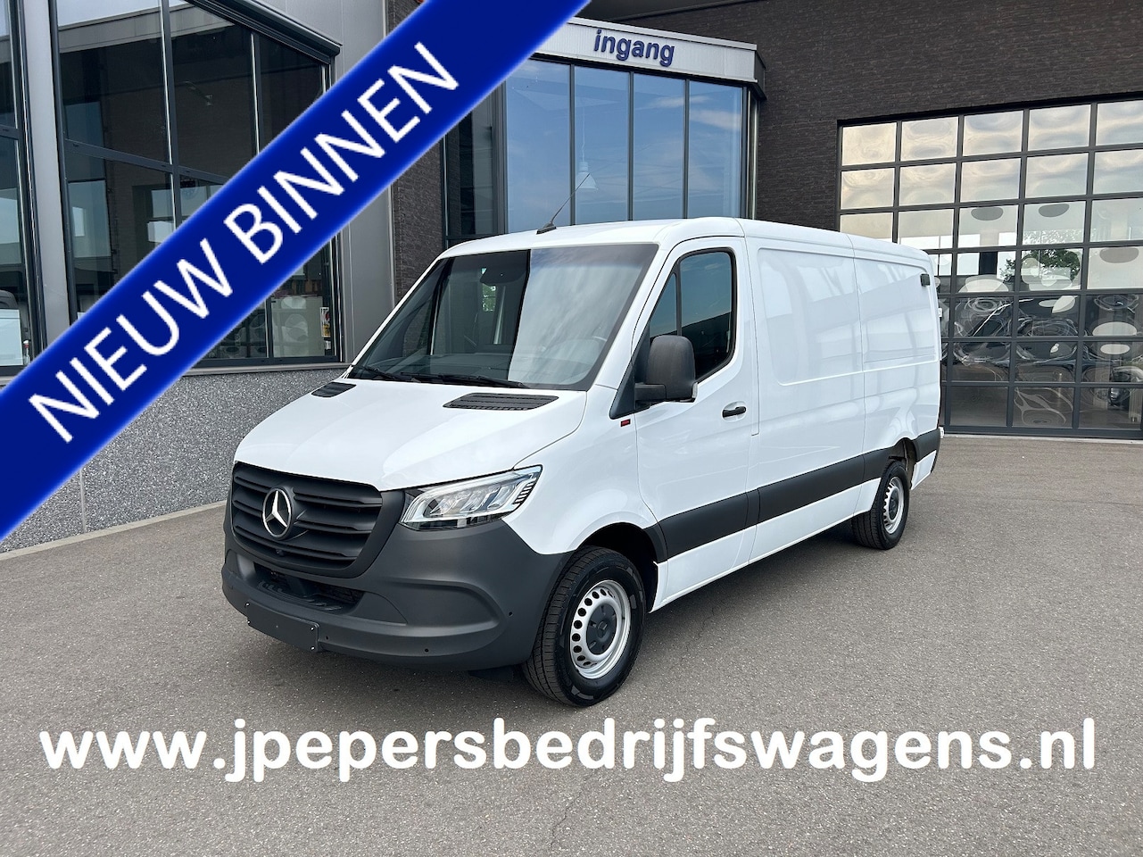 Mercedes-Benz Sprinter - 317 CDI L2 H1 LED / 360 Camera / Distronic / MBUX / Navigatiesysteem / Parkeersensoren / A - AutoWereld.nl