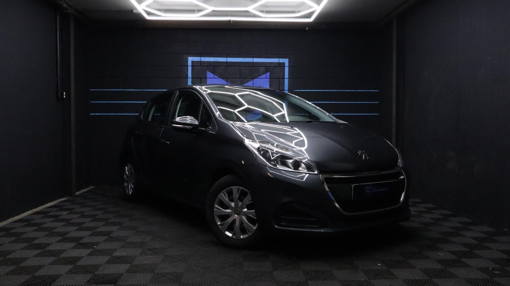 Peugeot 208 - 1.2 PureTech / nieuwe distributie / CARPLAY - AutoWereld.nl
