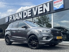Ford Kuga - 1.5 EcoBoost ST Line 150pk/110kW 6-bak | Panodak | Trekhaak | Elek. achterklep | Bi-Xenon