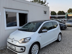 Volkswagen Up! - 1.0 White up Highline Pano Navigatie Airco