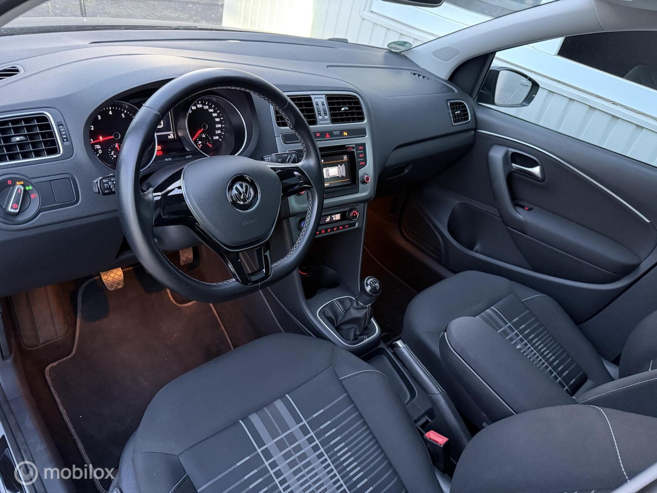 Volkswagen Polo - 1.2 TSI Highline 1.2 TSI Highline - AutoWereld.nl