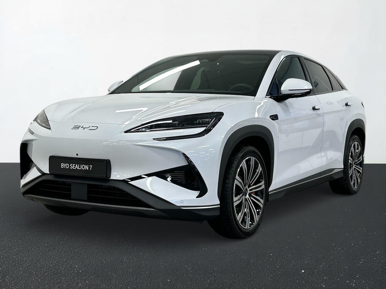 BYD Sealion 7 - Design AWD 82.5 kWh | NIEUW UIT VOORRAAD! - AutoWereld.nl
