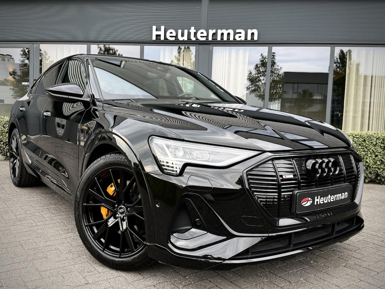 Audi e-tron Sportback - 50 Quattro S Line Black Edition/Sfeerverl./95%SOH - AutoWereld.nl