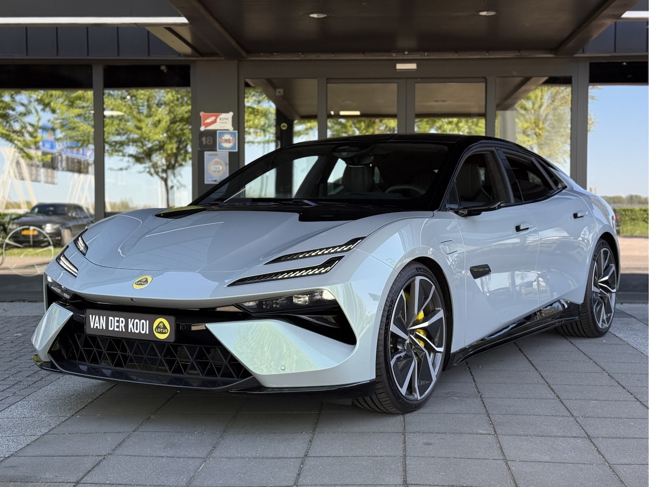 Lotus Emeya - R 102 kWh Keramische remmen  ALLE opties - AutoWereld.nl