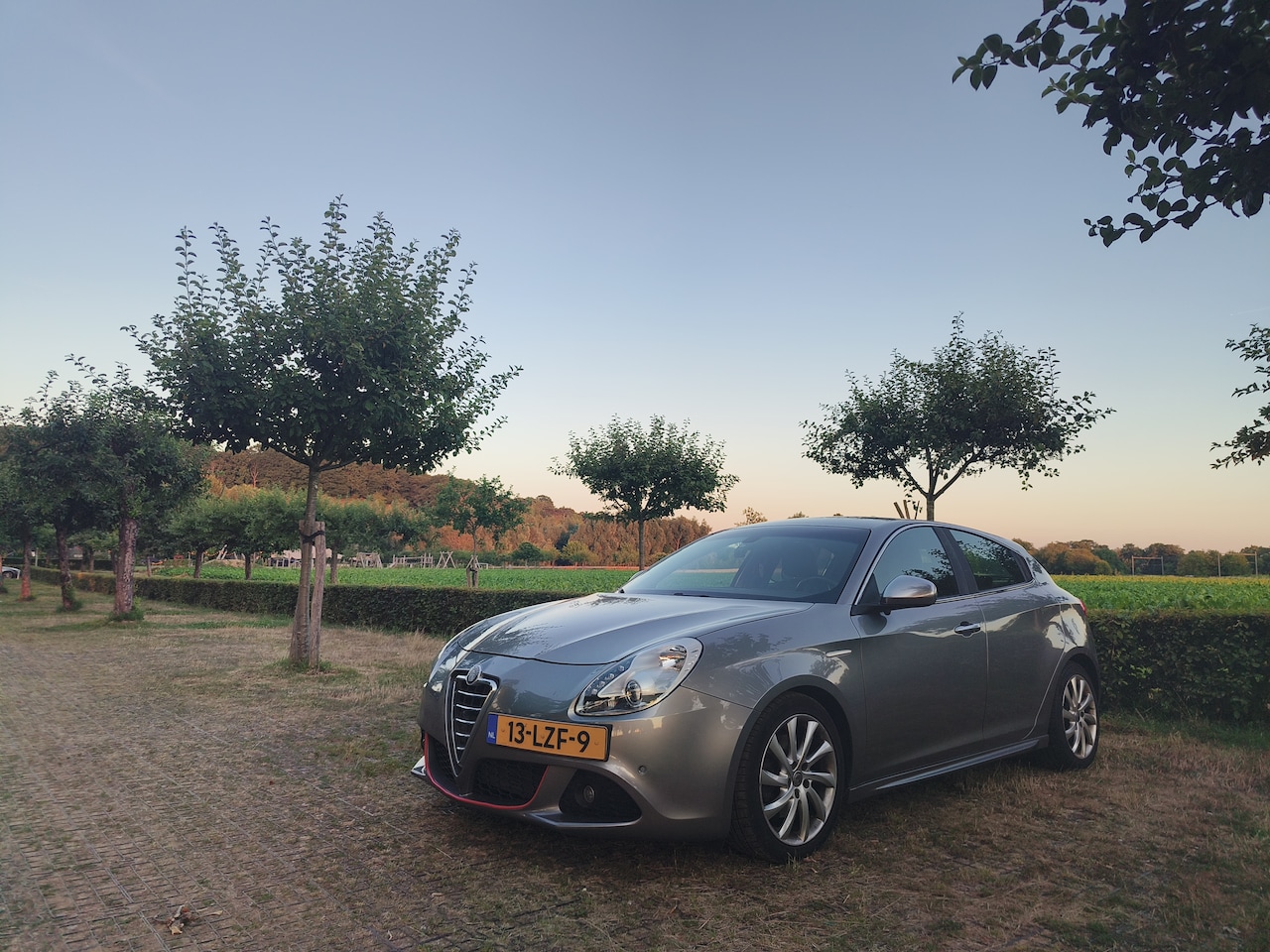 Alfa Romeo Giulietta - 1.4 T M-Air Distinctive Android Auto + gechipt + sportonderstel - AutoWereld.nl