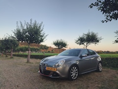 Alfa Romeo Giulietta - 1.4 T M-Air Distinctive Android Auto + gechipt + sportonderstel