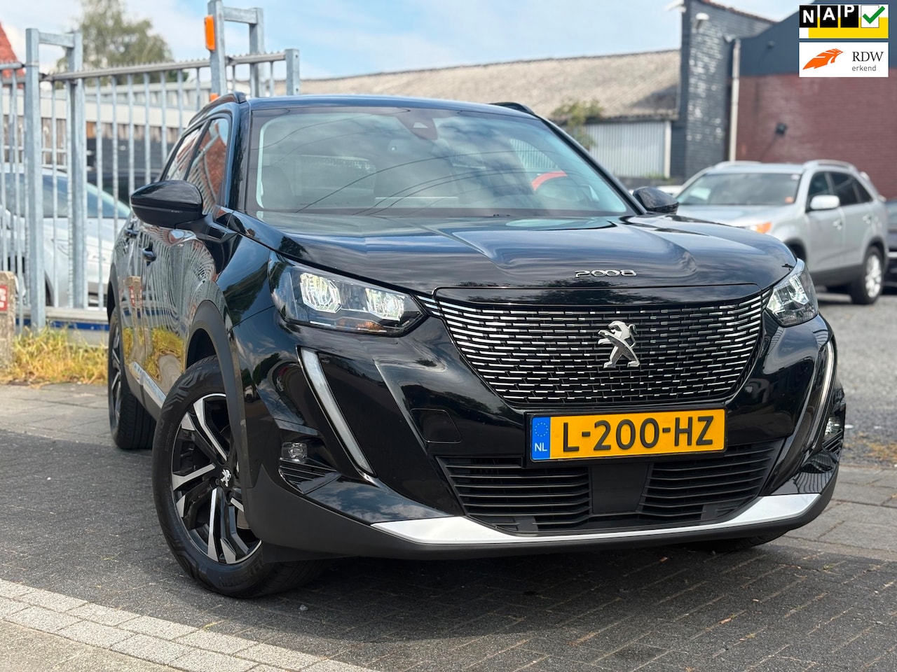 Peugeot 2008 - 1.5 BlueHDi Blue Lease Allure | EX BPM | Automaat | Apple CarPlay | - AutoWereld.nl