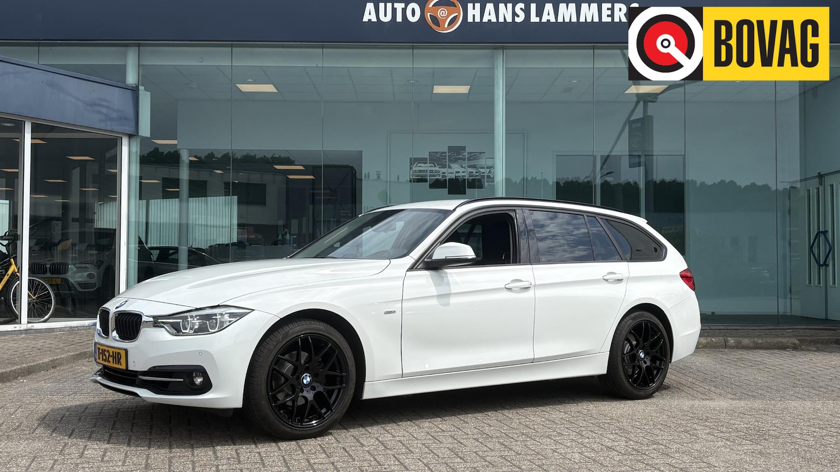 BMW 3-serie Touring - 320i xDrive High Executive 320i xDrive High Executive - AutoWereld.nl
