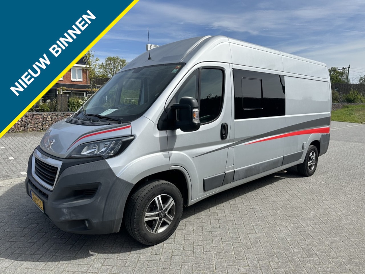Peugeot Boxer - 333 2.2 HDI L3H2 XT 333 2.2 HDI L3H2 XT - AutoWereld.nl