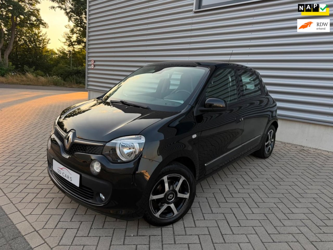 Renault Twingo - 1.0 SCe Dynamique|Airco|Lane Assist|Weinig km - AutoWereld.nl