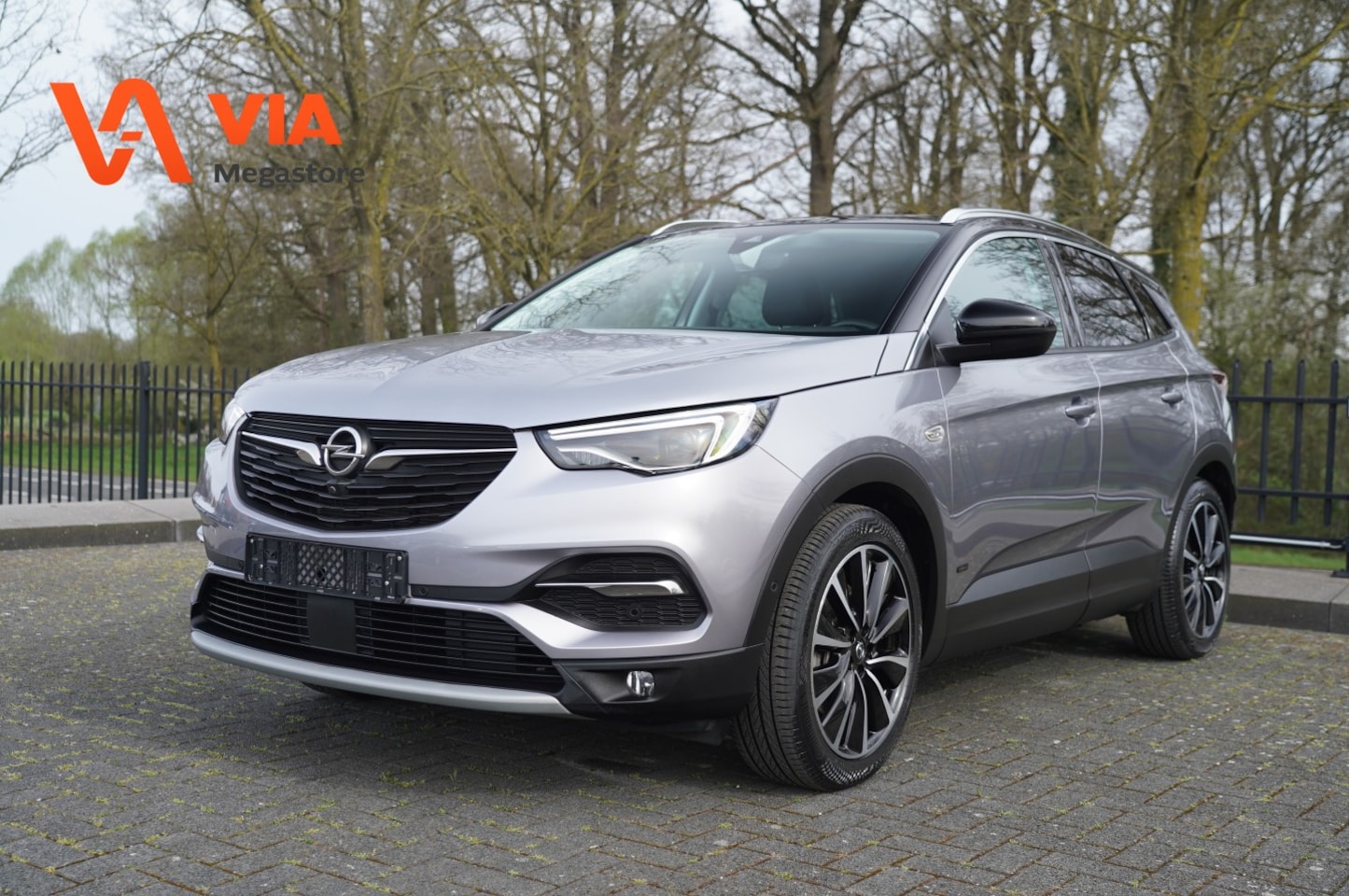 Opel Grandland X - 1.6 Turbo 181PK | Ultimate | Trekhaak | Stoelverw. & koeling | Standkachel | Leder | LED | - AutoWereld.nl