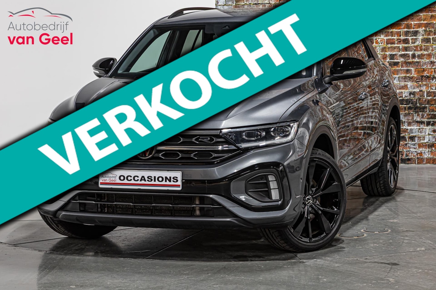 Volkswagen T-Roc - 1.5 TSI R-Line | Blackstyle pakket | DAB + | IQ Light | 19' LM Zwart - AutoWereld.nl