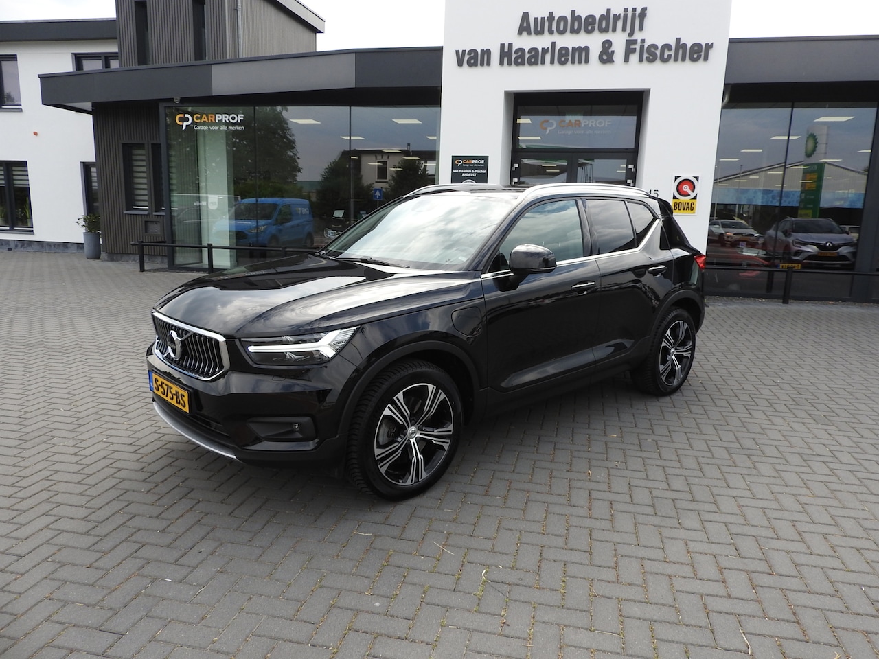 Volvo XC40 - 1.5 T5 Plug-In Recharge Inscription, Navi, Camera, Trekhaak - AutoWereld.nl