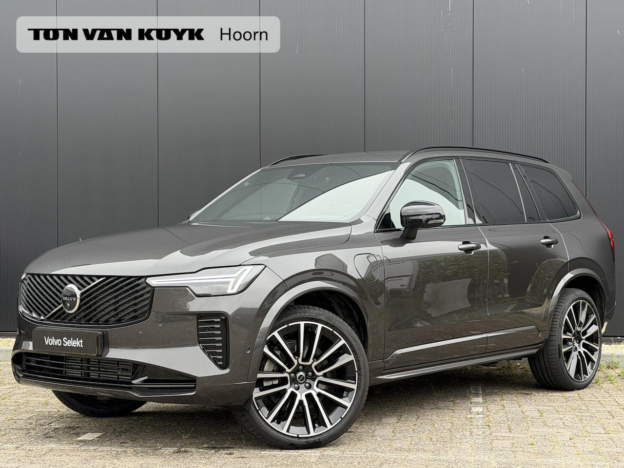 Volvo XC90 - 2.0 T8 Plug-in hybrid AWD Ultra Dark Executive Edition / bowers & Wilkens/ luchtvering/ ma - AutoWereld.nl
