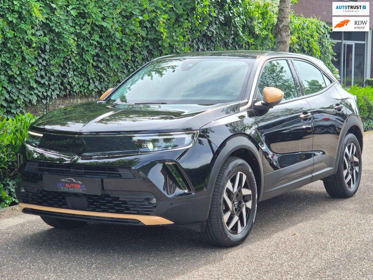 Opel Mokka-e - GS Line 50-kWh 11kw 95% SoH bl CarPlay 360* Camera Dealer onderhouden volle optielijst - AutoWereld.nl