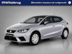 SEAT Ibiza - 1.0 TSI Style Business Intense / Camera / Navigatie / App connect / Climate controle / Cru