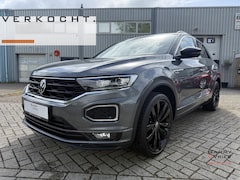 Volkswagen T-Roc - 1.5 TSI Sport Business R-Line | Afneembare Trekhaak | Adaptieve Cruisecontrol | Digitaal D
