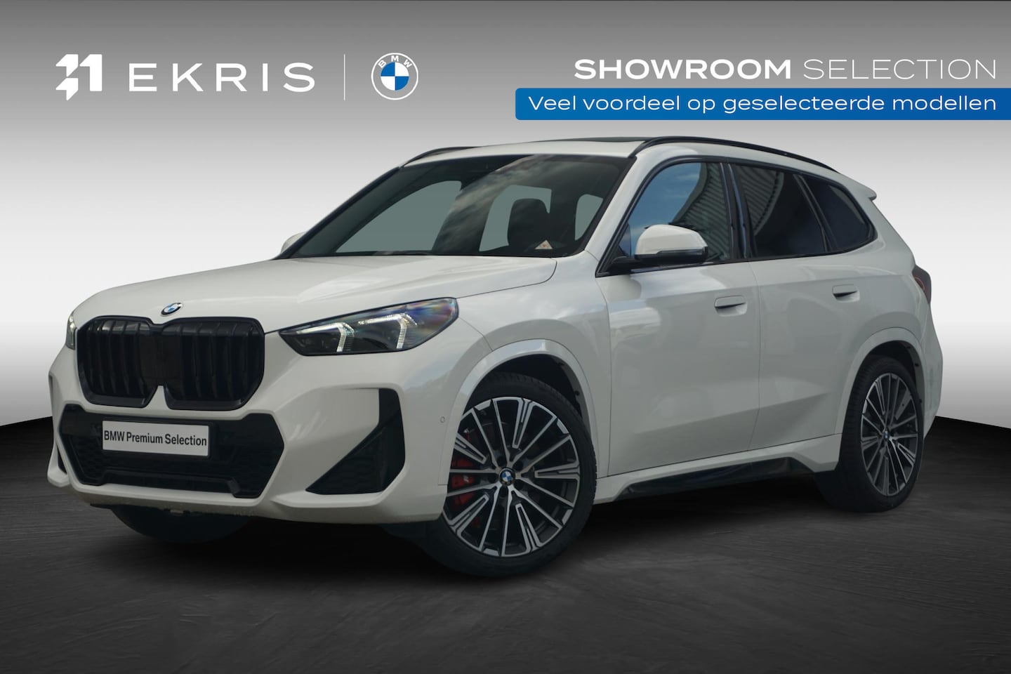 BMW X1 - sDrive20i M Sport Pro / Trekhaak / Panoramadak / Keyless entry / Adaptieve LED koplampen / - AutoWereld.nl