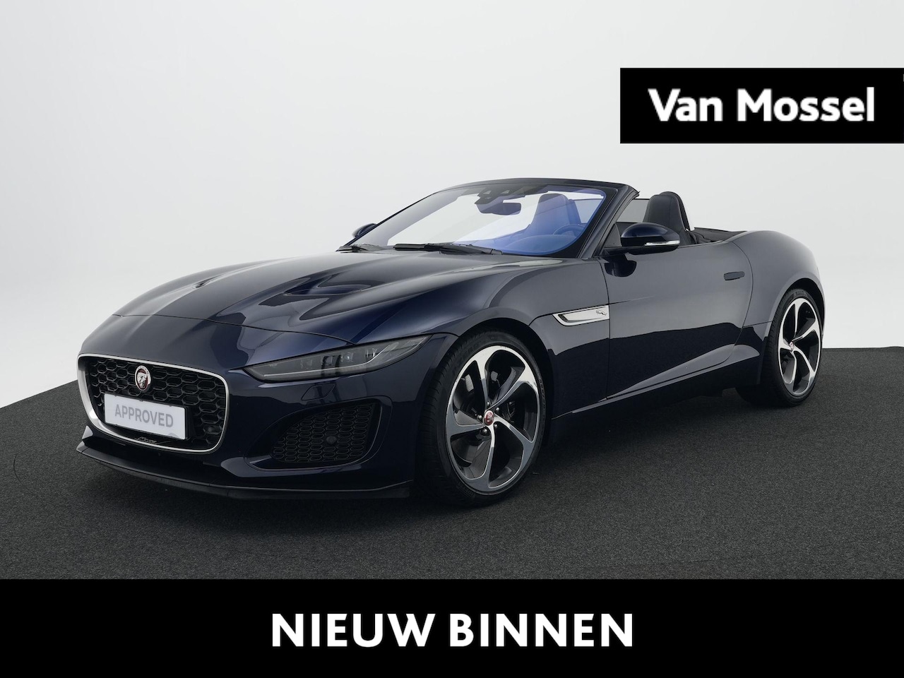 Jaguar F-type - P300 RWD First Edition | Carbon Inlay Velgen| Sportuitlaat | Stuurwielverwarming | PIXEL-l - AutoWereld.nl