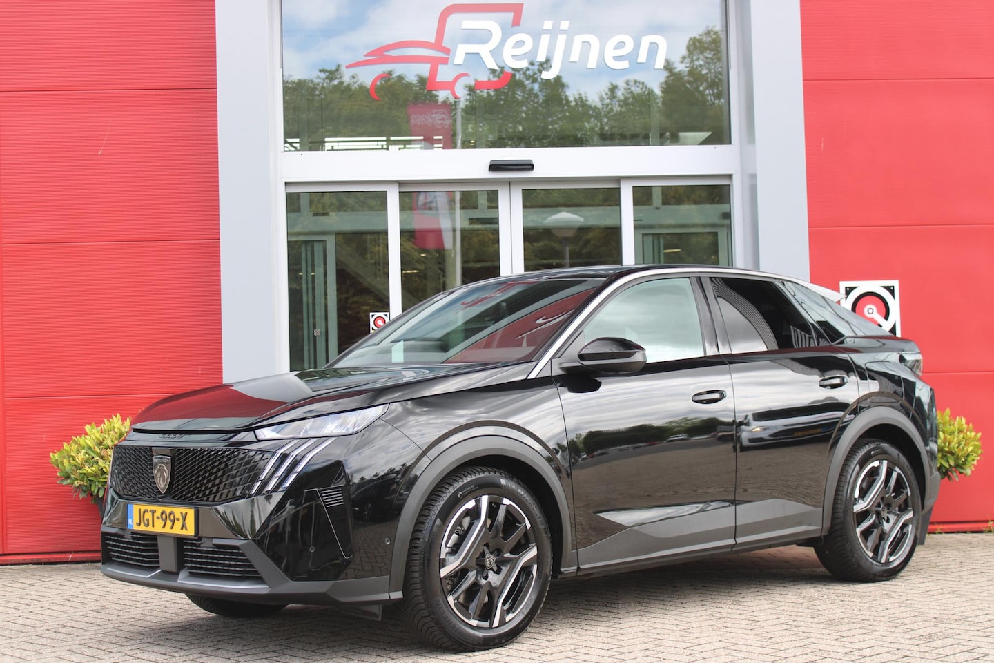 Peugeot e-3008 - ALLURE AVANTAGE 210PK 73 kWh | AGR STOEL | 360° VISION & DRIVE ASSIST PACK: ANTI DIEFSTAL - AutoWereld.nl