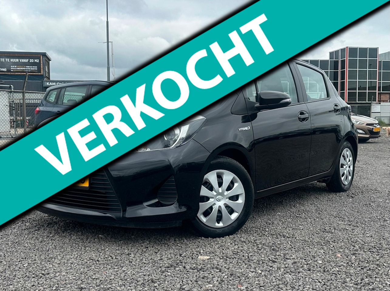 Toyota Yaris - 1.5 Full Hybrid Aspiration/NAVI/CAMERA/NW APK - AutoWereld.nl