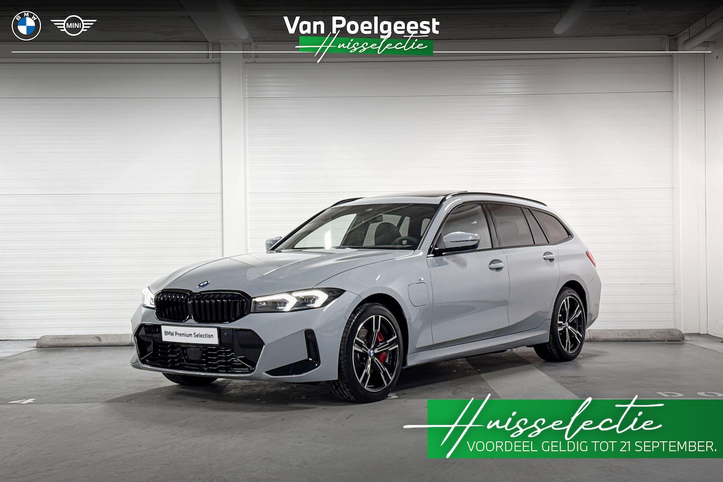 BMW 3-serie Touring - 330e | M-Sport Pro | Comfort Pack | Active Cruise Control | Hifi System | Panoramadak | Co - AutoWereld.nl