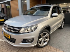 Volkswagen Tiguan - 1.4 TSI R-Line Edition | DSG| Trekhaak| PDC v+a