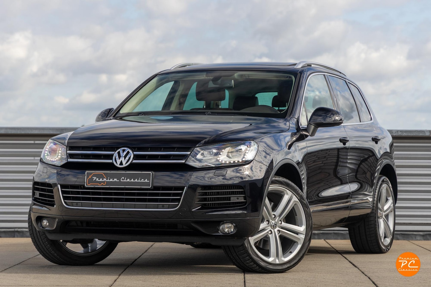 Volkswagen Touareg - 4.2 V8 TDI Tiptronic | 143.000KM | Panorama | Trekhaak | Camera | Memory - AutoWereld.nl
