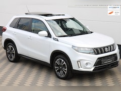 Suzuki Vitara - 1.5 Hybrid Adventure Pano Carplay Camera ACC