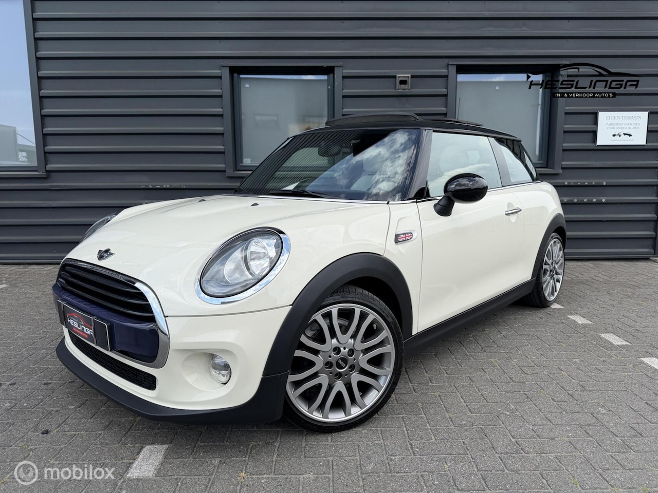 MINI 3-Deurs - 1.5 Cooper Chili Serious Business - AutoWereld.nl