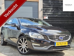 Volvo V60 - 1.6 T3 Summum Leer, Trekhaak, NAP