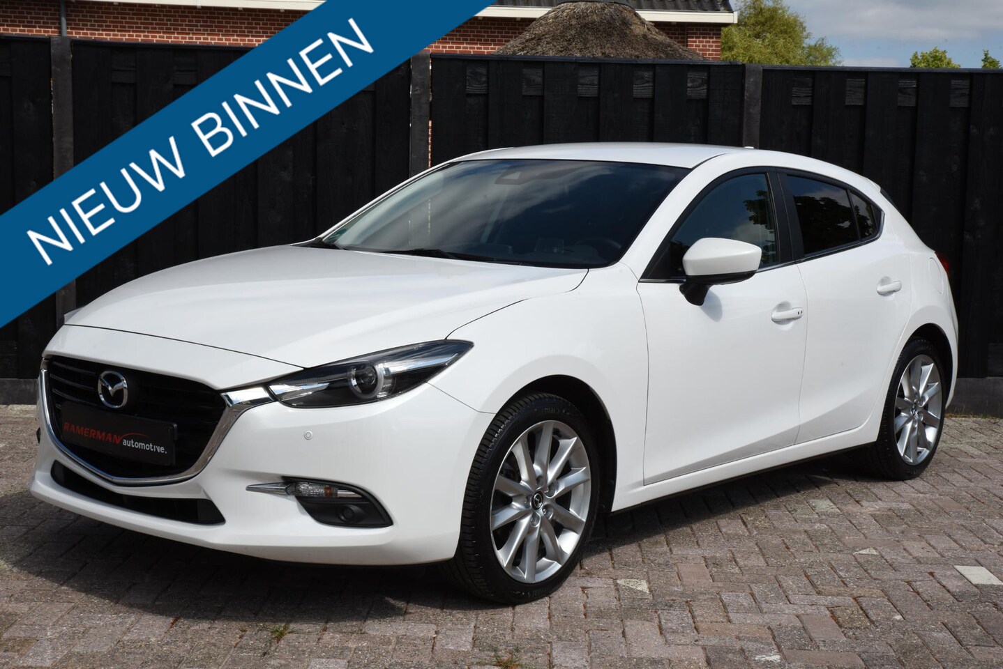 Mazda 3 - 2.0 SkyActiv-G 120 GT-M Line 2.0 SkyActiv-G 120 GT-M Line - AutoWereld.nl