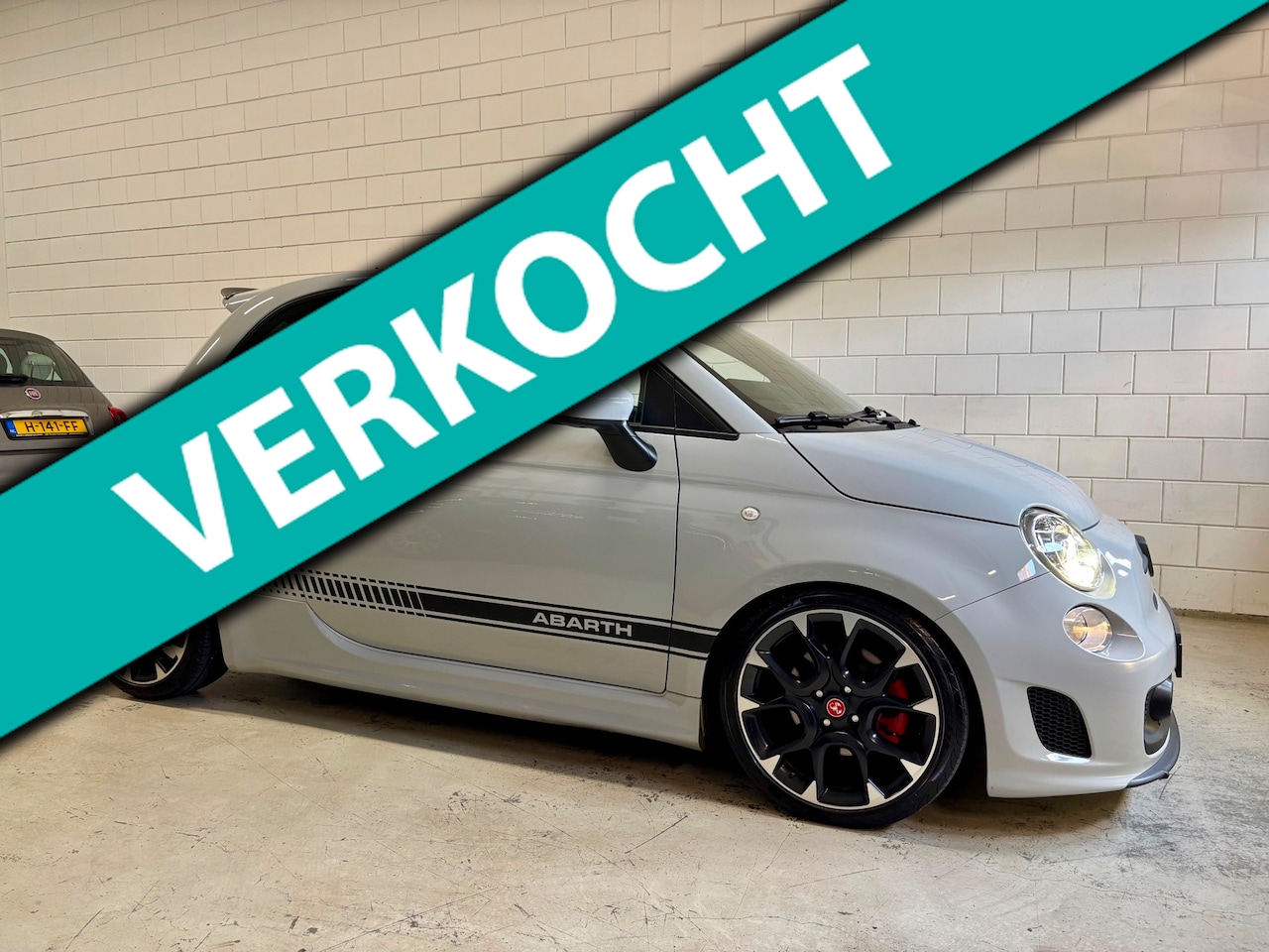 Fiat 500 Abarth - 1.4T-16V Bj.12|AKRA|175Pk|Schaalstoelen|Xenon|Uitmuntende staat!! - AutoWereld.nl