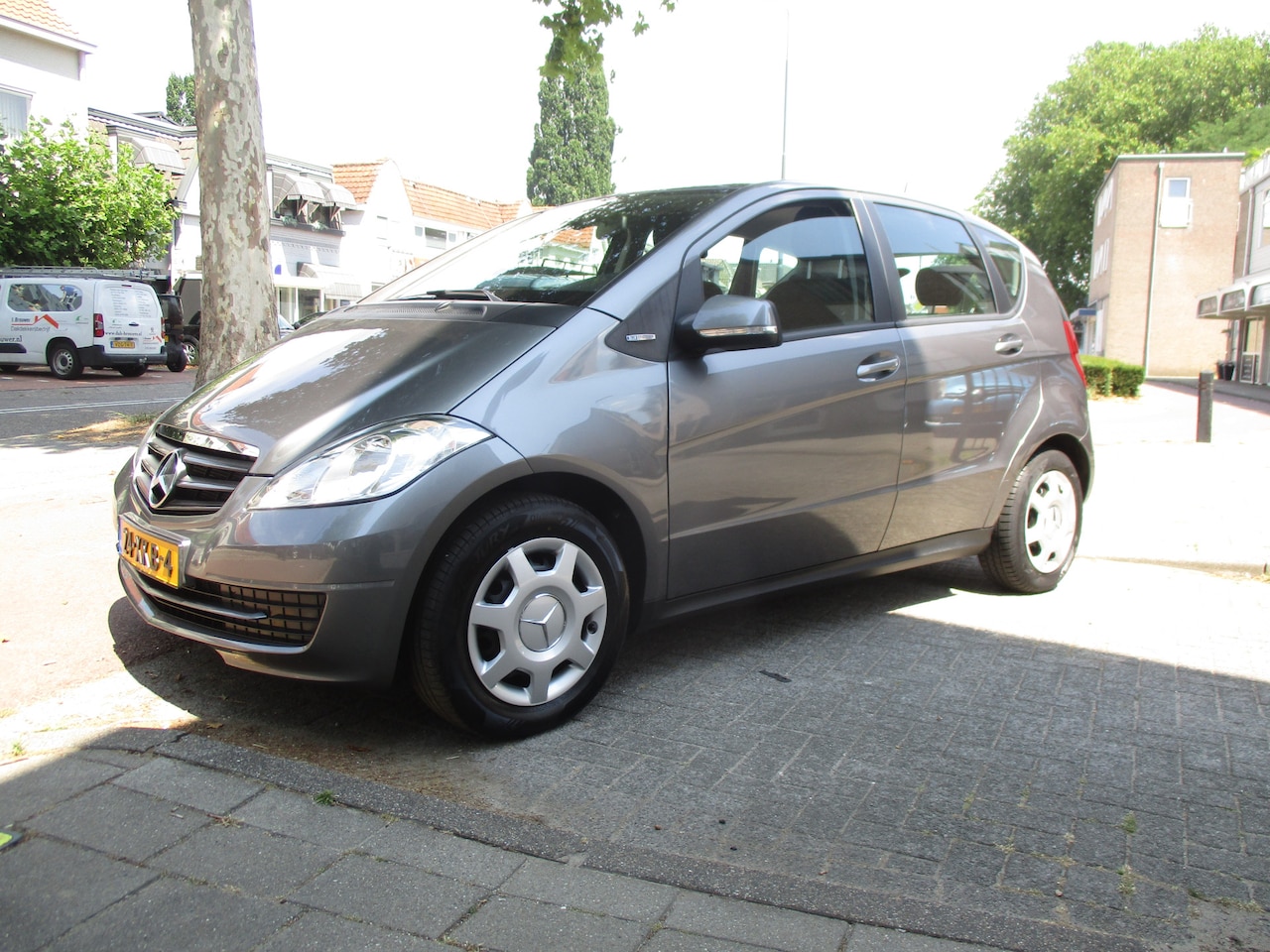 Mercedes-Benz A-klasse - 160 BlueEFFICIENCY Business Class / AIRCO / NAVI / NL-AUTO / NW-STAAT / 70dkm - AutoWereld.nl