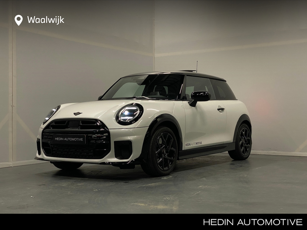 MINI 3-Deurs - 1.5 Cooper C John Cooper Works M | Adaptief Onderstel | Stuurwielverwarming | Panoramadak - AutoWereld.nl