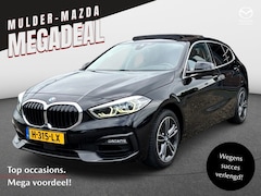 BMW 1-serie - 118i Executive Edition Sport Line | Panoramadak | Parking pack |