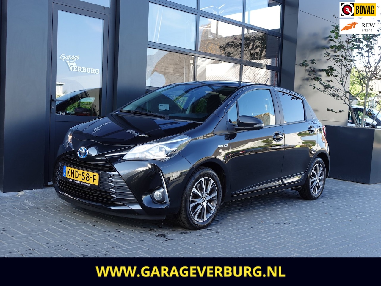 Toyota Yaris - 1.5 Hybrid Y20 Exclusive Edition (Navi/Carplay,Achteruitrijcamera,Stoelverwarming) - AutoWereld.nl